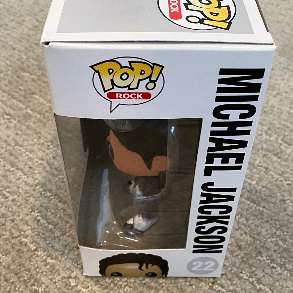 Funko Pop Rock Michael Jackson Figure with Pink and Black Outfit - Picture 7 of 8